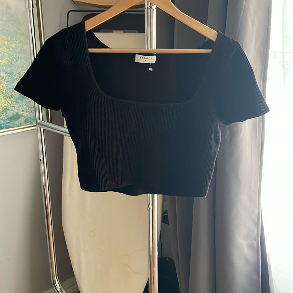 Babaton xl black crop top